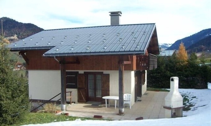 Praz-sur-Arly Chalet De Esquí | 5KM de Megève INDIVIDUAL CHALET AGRADABLE PARA 2 A 6 PERSONAS