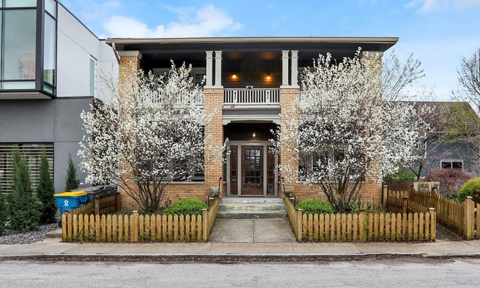 Chatham-Arch Apartamento | 5min to Bottlework & Mass Ave, in quiet area. Recently renovated cozy flat