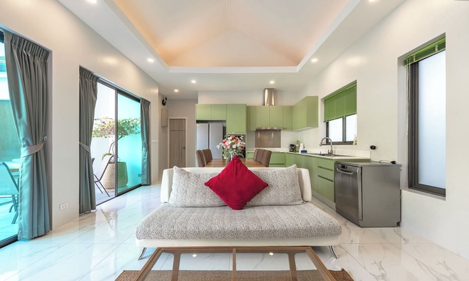Rawai Hotel | 5StarVillaUltimateRelaxation&ComfortV150