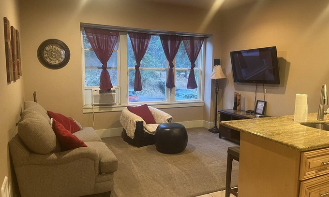 Cliff - Cannon Apartamento | 5th Avenue Suites Unit 4