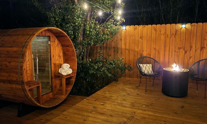 Waco Casa | 5th St Getaway w Sauna Hot tub Firepit & Game Room