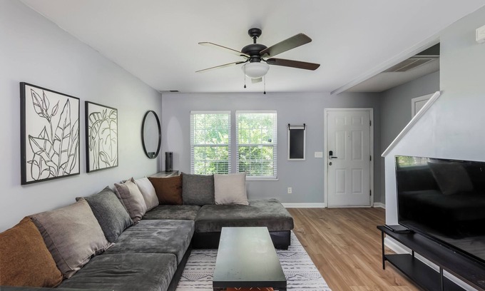 Huntcliff Casa | 6.4 Miles from MUSC
