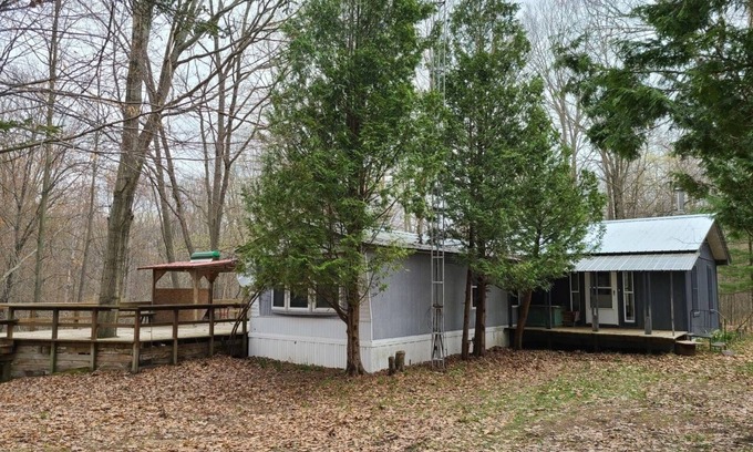Vestaburg Casa | 6-Acre Retreat w/ Riverfront Access – Perfect Outdoor Adventure and Relaxation!