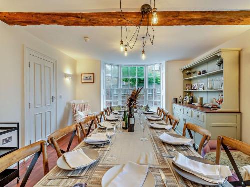 Rye Casa | 6 Bed in Rye 93953