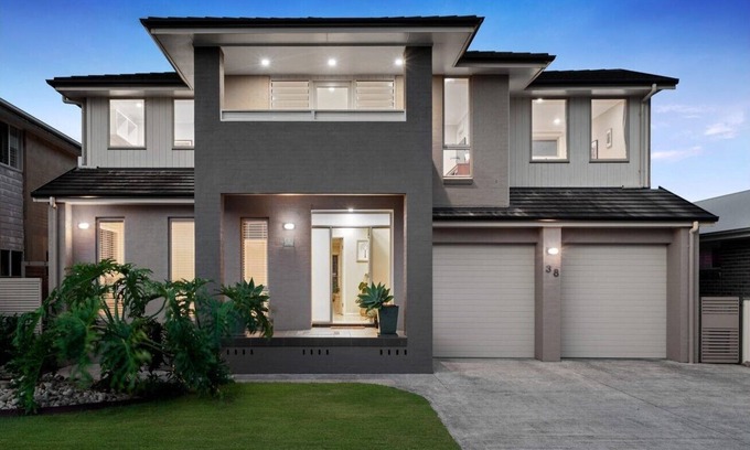 The Entrance North Casa | 6 Bedroom Beach & Lake Oasis