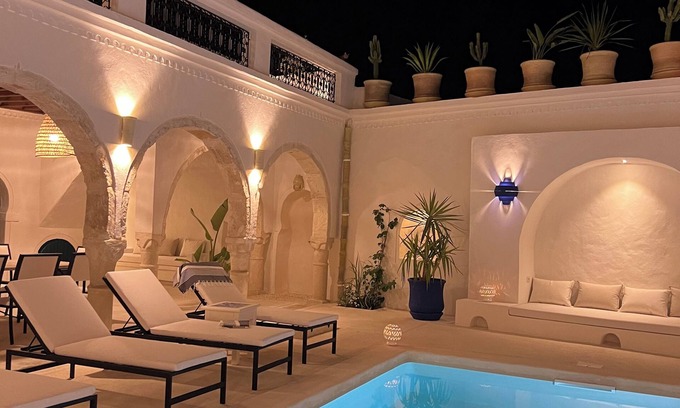 Erriadh Cama Y Desayuno | 6 bedroom bed & breakfast in erriadh