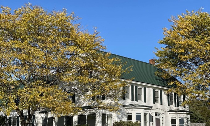 Jefferson Casa | 6 bedroom Historic Farmhouse w/ stunning Lakeview