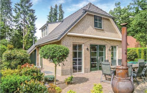 Lunteren Casa | 6 Bedroom Lovely Home In Lunteren