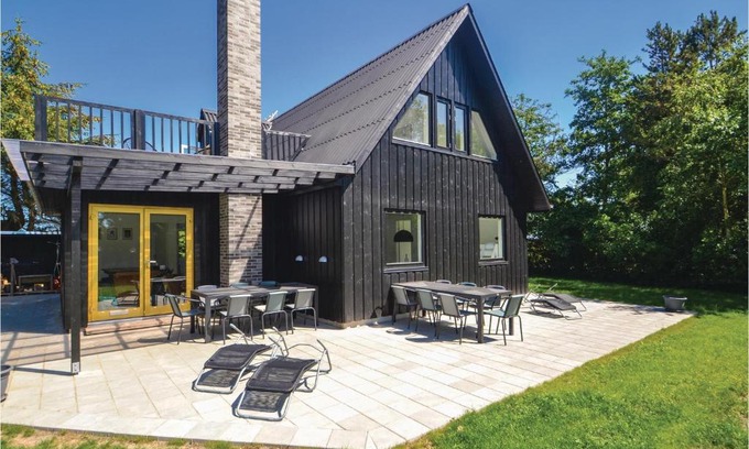 Grenaa Casa | 6 Bedroom Stunning Home In Grenaa
