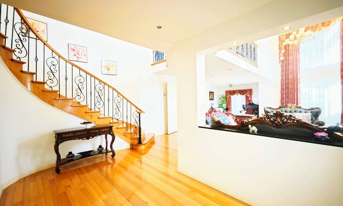 Keysborough Casa | 6 BR 3 BATH large mansion, 3 king beds, 4 queen beds, 5-star supreme enjoyment