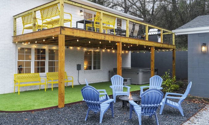 Greenville - Spartanburg Casa | 6 BR✅ Hot Tub✅ Game Room✅ 10 mins to DT Greenville!!!✅