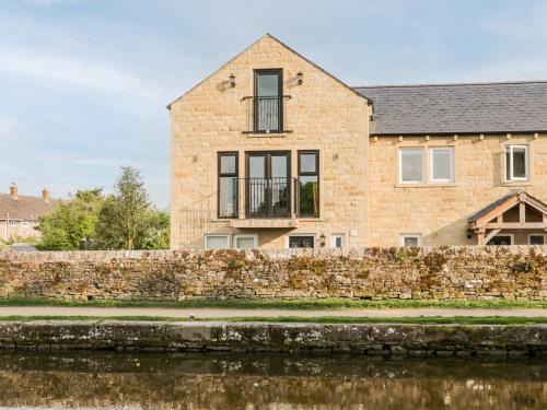 Gargrave Casa | 6 Lock View