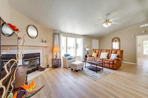 Pahrump Casa | 6 Mi to Downtown Pahrump Scenic Desert Retreat