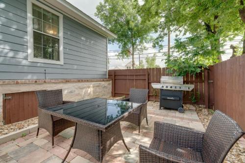 University Hills and Windsor Park Casa | 6 Mi to Dtwn Austin Retreat with Patio and Grill