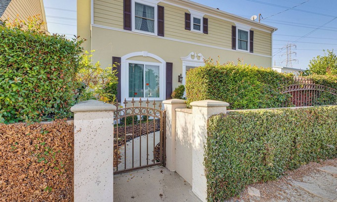 East San Gabriel Casa | 6 Mi to Dtwn Pasadena: Home w/ Patio & Yard!