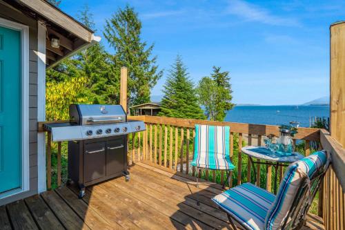 Ketchikan Casa | 6 Mi to Main St Oceanfront Cottage in Ketchikan