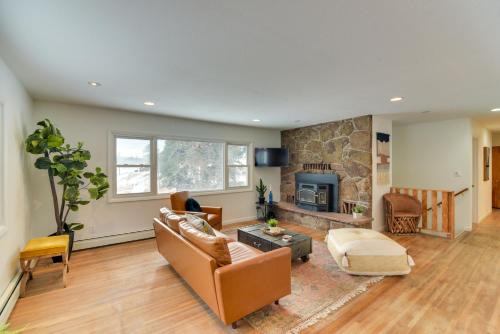 Conifer Casa | 6 Mi to Staunton State Park Conifer Home with Deck