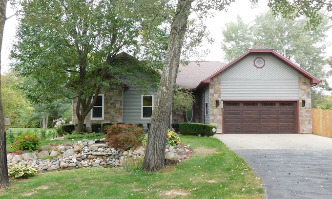 Birch Run Township Casa | 6 Minutes from the Historic Village of Frankenmuth