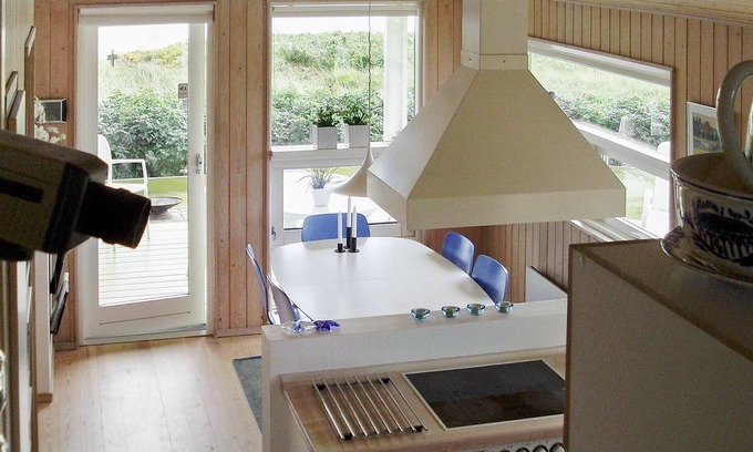Hvidbjerg Strand Casa | Tranquila casa de vacaciones en Børkop con vistas al mar