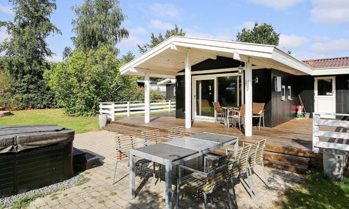 Kulhuse Casa | 6 person holiday home in J gerspris