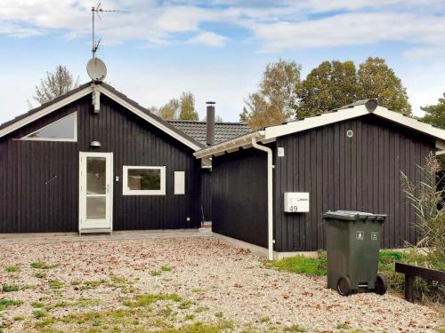 Hoensinge Casa | 6 person holiday home in Højby