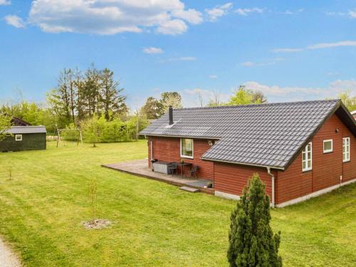Nibe Casa | 6 person holiday home in Nibe