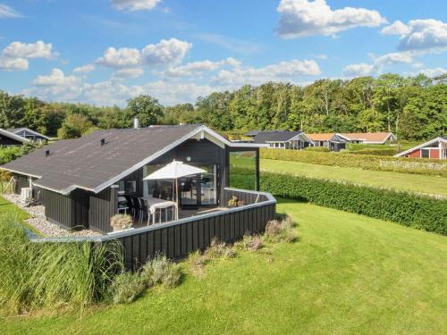 Grønninghoved Strand Casa | 6 person holiday home in Sjølund-By Traum