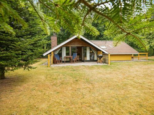 Arrild Ferieby Casa | 6 person holiday home in Toftlund