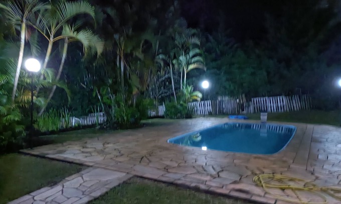 Extrema Casa | 6 rooms accommodate 18 people.
