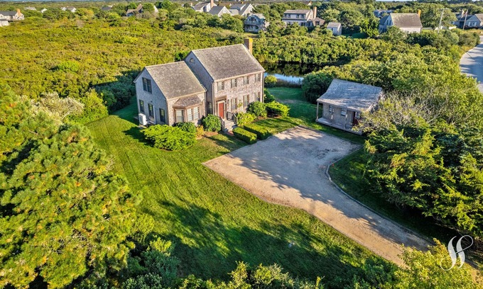 Madaket Casa | 6 S Cambridge St