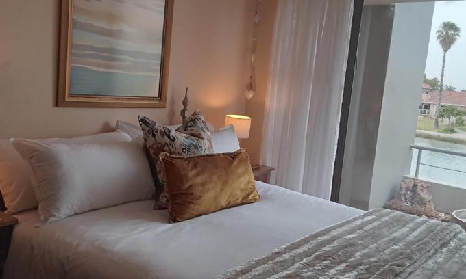 Port Owen Apartamento | 6 Sleeper Magical Marina Villa