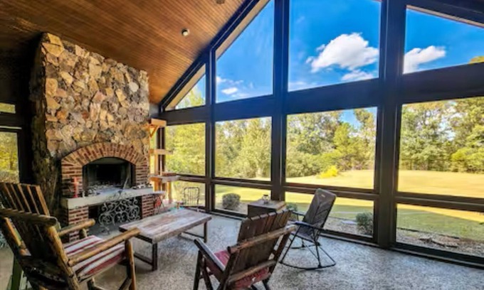 Upatoi Casa | 6000 sq ft home with Private Pool and Hot Tub, Sleeps 16 - 16 Acres