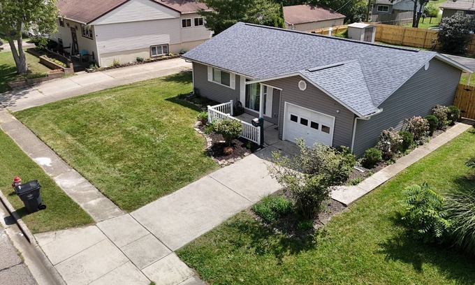 Royal Manor Casa | 603 Fenchurch Way-Ranch-Hot Tub-Pets-2 King Beds