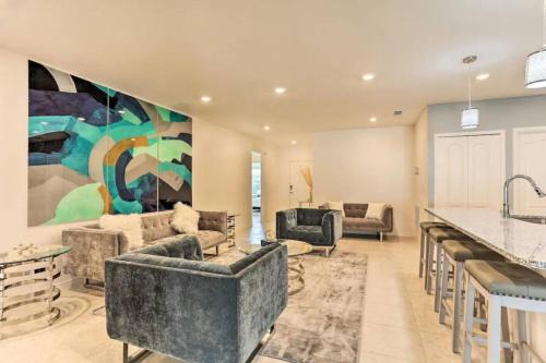 Port Saint Lucie Casa | 61 Massive 4 bedroom close to the Beach with a pool