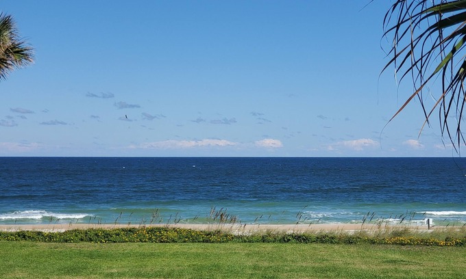 Sawgrass Condominio | 621 Surf Villas, Oceanfront Condo, BAM Alquileres vacacionales