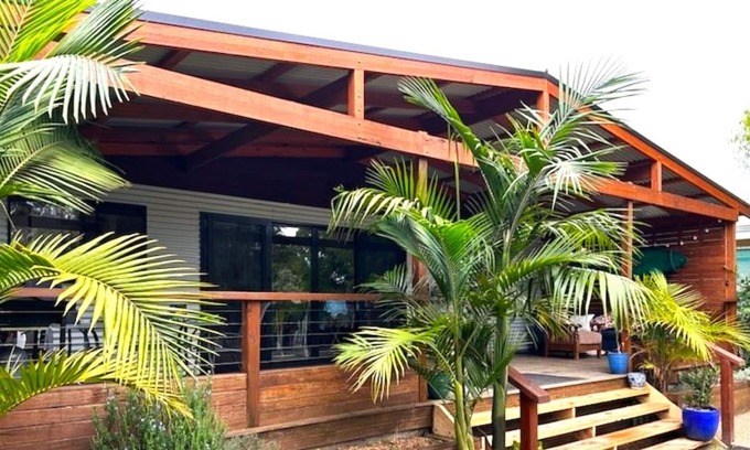 Mallacoota Casa | 63 Bastion Point Road