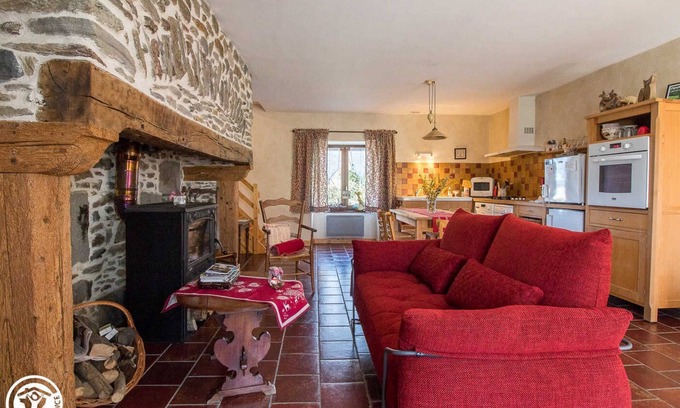 Aveze Casa | 63g63570 - Aveze - Gîte