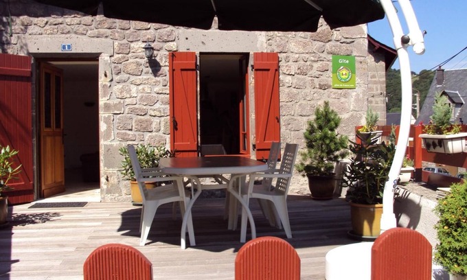 Besse-en-Chandesse Casa | 63g63834 - Besse-et-saint-anastaise
