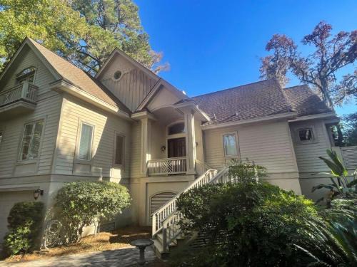 Lawton Woods Casa | 64 Lawton Road at The Sea Pines Resort