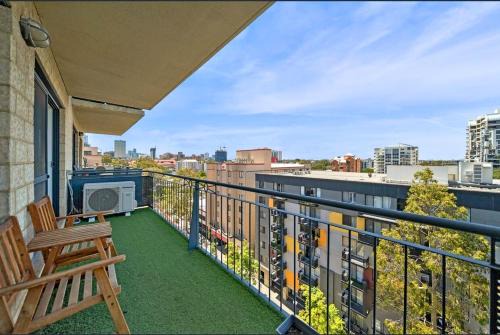 East Perth Apartamento | 64 Sweeping Views Eastperth 2br Poolpkg
