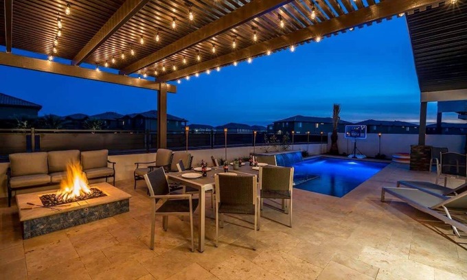 Santa Clara Casa | O-65&66| Sleeps 38 * Pvte Pool *Hot Tubs* Fire Pits * 2 homes duplex