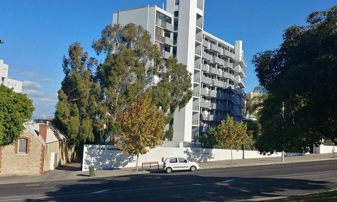 West Perth Apartamento | 65 Hillside 2BR Apt CBD Kings Park Parking
