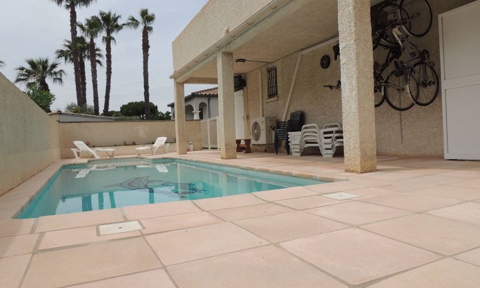 Villeneuve-les-Beziers Apartamento | 65m² air-conditioned apartment with swimming pool in quiet residence
