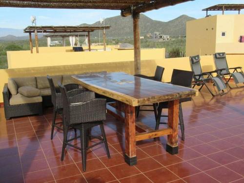 Cerritos Apartamento | 6B Mountain and Ocean Views Cerritos Beach Condo