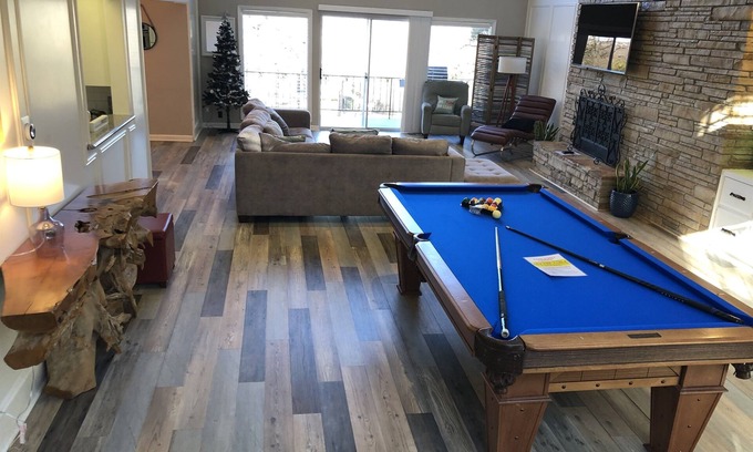Pottsboro Casa | Alquiler de vacaciones de lujo más finas del lago Texoma. "Simplemente lo mejor". Duerme 20