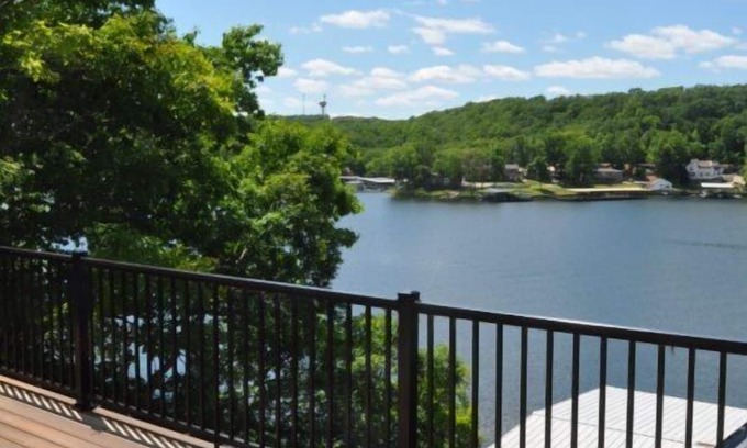 Lake Ozark Casa | 6BR / 5BA LAKEFRONT LUJOSA CASA-altamente deseado Localización-Sleeps 21