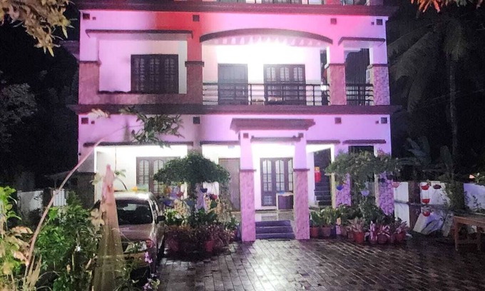 Alappuzha Casa | 6BR/6BA! Alleppey Evergreen Villa