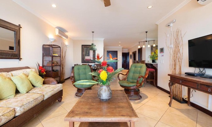 Playa Flamingo Casa | 6th-Floor Ocean-View 3BD with TV in Every Room