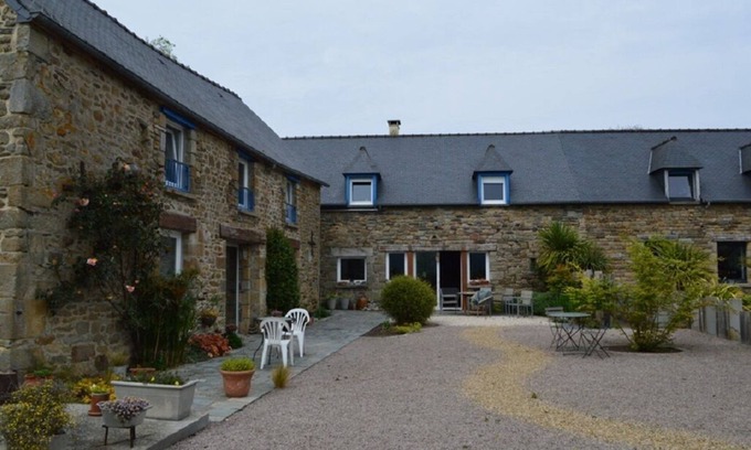 Saint-Potan Casa | 7-8 person gîte in Saint Pôtan