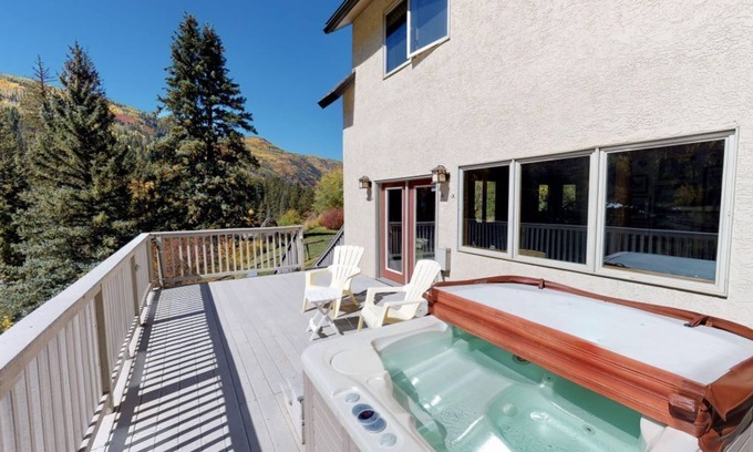 Carbondale Cabina | 7 bdrm Lodge on Crystal River Bank by Marble CO Sleep 18